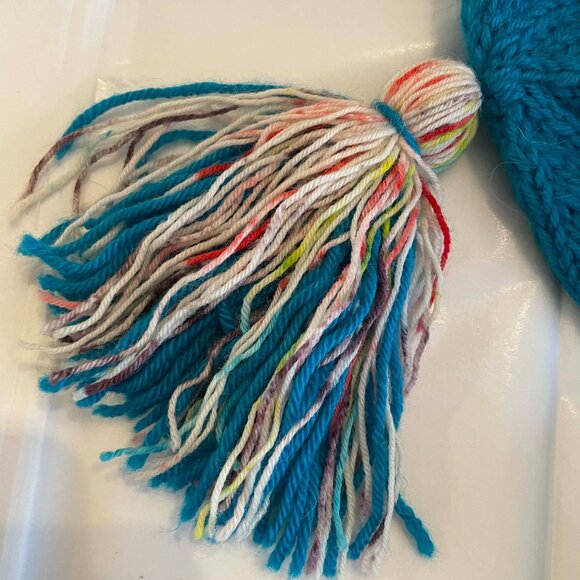 VivVoveo 100% ALPACA wool hat. OOAK and NWT. Handknit in Canada. UnisexTurquoise - Picture 5 of 8